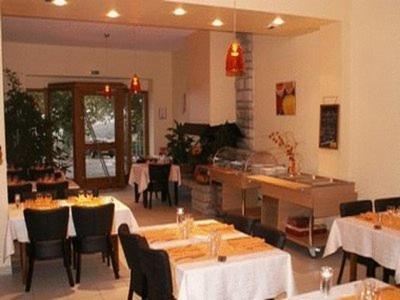 Logis L'Auberge Du Quercy Blanc Molières المظهر الخارجي الصورة