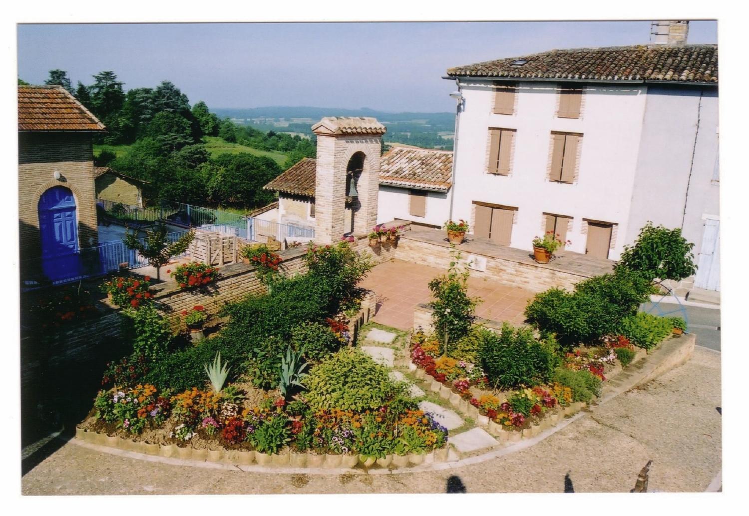 Logis L'Auberge Du Quercy Blanc Molières المظهر الخارجي الصورة